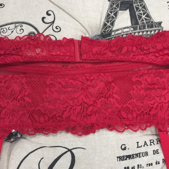 Maidenform Super Sexy Lace Garter Belt - Picture 5 of 7